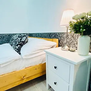  Apartmán Modern Spacious In Center